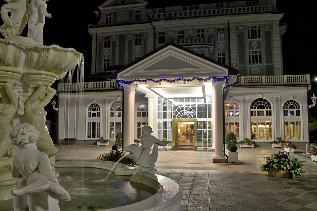 Esplanade Spa And Golf Resort Marianske Lazne Exterior foto